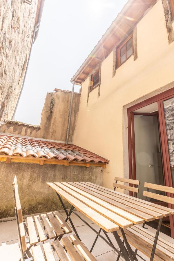 Le Double Pirou # 2 Appartements # Halte Auvergne Thiers Exterior foto